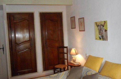 Roquemaure Bed & Breakfast | Petit Grenier Douillet De Cathie