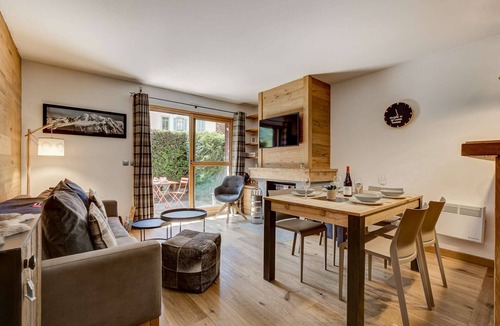 Les Praz-de-Chamonix Ski Chalet | Pic Janvier - Alpes Agency - Les Praz - Sleeps 4-6