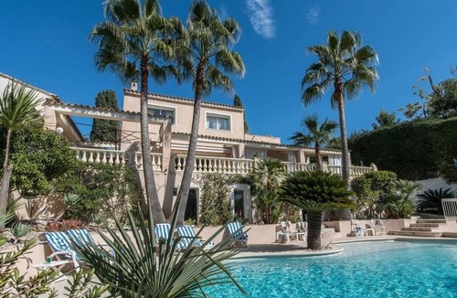 Antibes Villa | promotion : heating pool spa, hamman, sauna, mini golf, pingpong - 3/4bedrooms