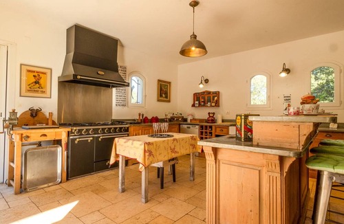Bormes-Les-Mimosas Villa | Provençal villa - 10 guests