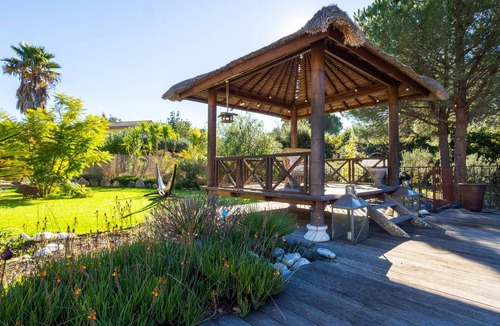 Bormes-Les-Mimosas Villa | Provençal villa - 10 guests
