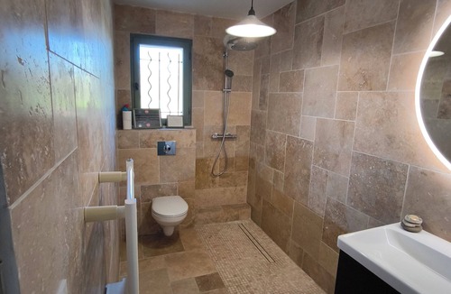 Mallemort Other | Provençal villa, lagoon-style pool, pétanque, garden/Luberon and Alpilles – sleeps 14