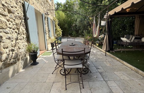 Salon-de-Provence House | Provencal stone house of 130m2 with swimming pool 3.5 x 7m secure