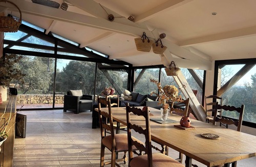 Saint-Hippolyte-le-Graveyron Bed & Breakfast | Quiet room in a house between Mont Ventoux and dentelles de Montmirail