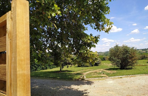 Berson House | Quiet accommodation with private jacuzzi at will
