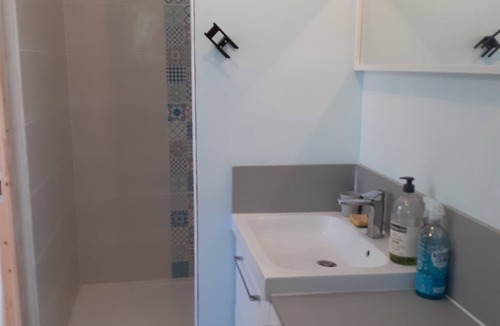 Peymeinade Apartment | Quiet semi-detached house with swimming pool