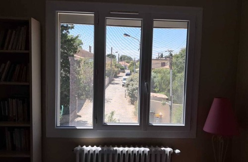 Pelissanne Bed & Breakfast | Quiet, spacious double room in a Provencal villa in Pélissanne.