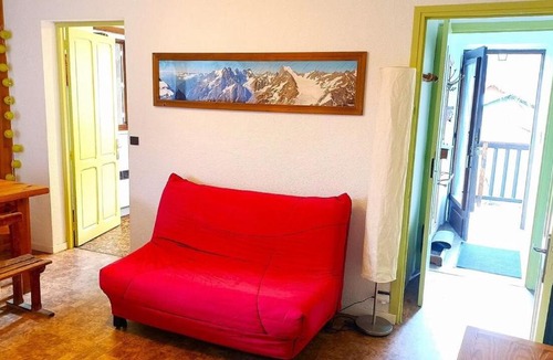 Pelvoux Apartment | Résidence Maison Pelmou-pelvoux - Jolie appartement T3 dans maison de pays pour 6 personnes avec balcon. MAE-6881