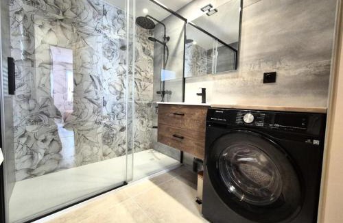 Aix-les-Bains City Center Apartment | Résidence Villa Lamartine - Coup de coeur pour ce magnifique 3 pièces ! MAE-3843