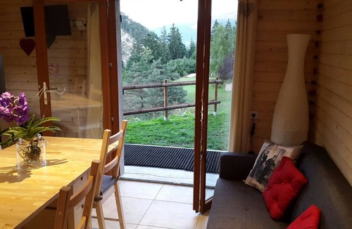 Villard-de-Lans Apartment | Rare detached apartment in wooden chalet with breathtaking views not overlooked
