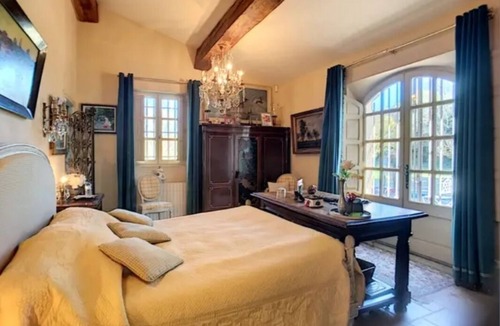 Eygalieres Other | RARE - EXCEPTIONAL MAS of 3 Hectares - 5 bedrooms