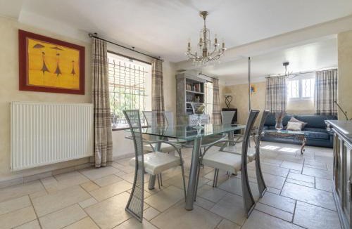 Carpentras Villa | Relaxing Provence Hideaway