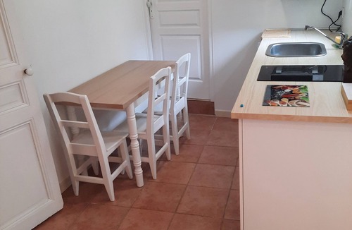 Le Redon Apartment | Renovated 30 m2 studio near calanques and luminy.