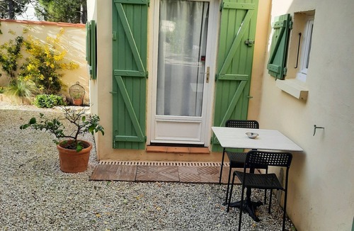 Le Redon Apartment | Renovated 30 m2 studio near calanques and luminy.