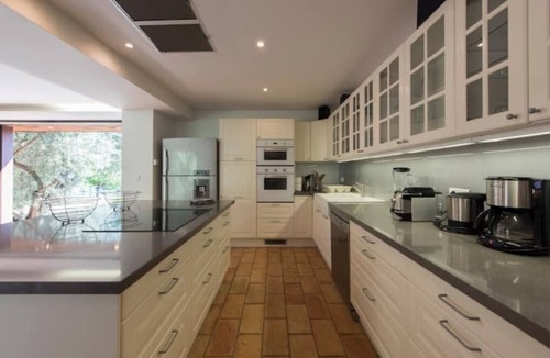 Callian Villa | Renovated 7 BR Villa, Garden, Pool & Cannes 30 minutes away