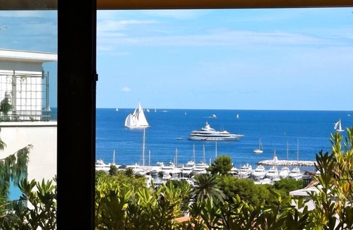 Beaulieu-sur-Mer Apartment | Renovated apartment, top floor, sea view, landscaped terrace 40m2,