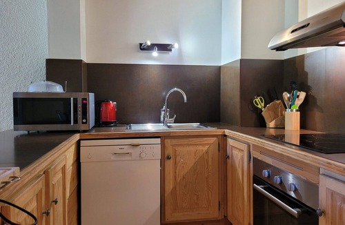 Pra Loup Apartment | Renovated apartment, 2 bedrooms, 2 bathrooms, balcony overlooking slopes