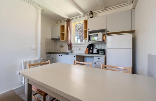 La Roque-sur-Pernes House | Rental with terrace in Provence n°18
