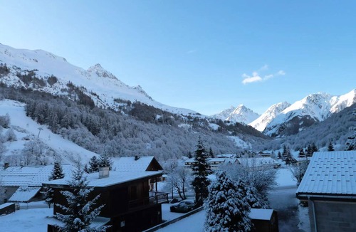 Valloire Apartment | Residence Le Thymel - 2 rooms cabin 4 people exposed East