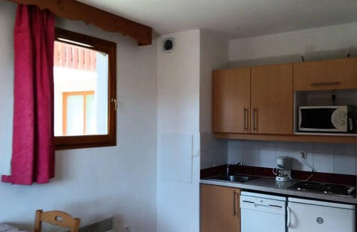 Puy-Saint-Vincent Apartment | Residence The Gentianes - Studio 2 persons (PMR)-Residence LES GENTIANES