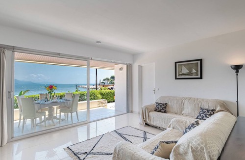Cap-d'Antibes Apartment | Riviera Plage - 3 bedroom apartment
