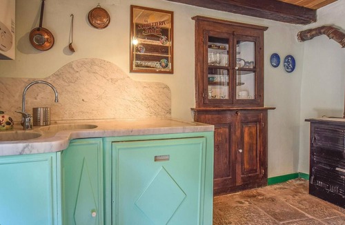 Comano House | Romantic home in Comano (MS) with sauna