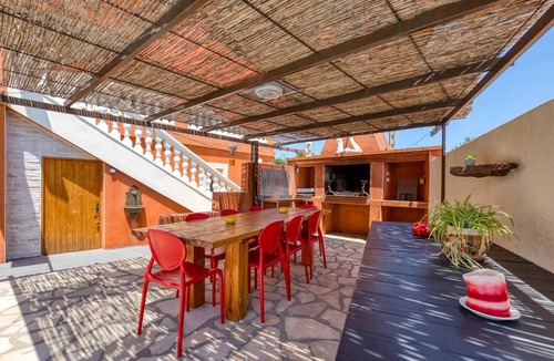 Le Bosc Apartment | Room 'Chambre 2' with Shared Terrace, Shared Garden and Wi-Fi