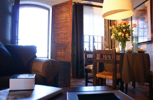 Saint-Paul-de-Vence Apartment | Saint Paul De Vence, Charming Suites in The Heart Of The Village. 4 * Biloba