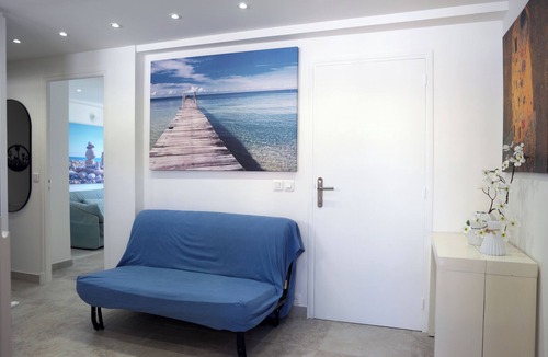 Saint Maurice Apartment | Seasonal rental Nice - T1 of 35m² with a balcony in a quiet and secure residence