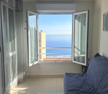 Fabron Apartment | Seaview retreat