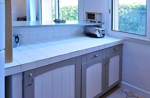 Saint-Jacques Apartment | Self-contained apartment in villa 4 Pers. + 1 child, pool & garden