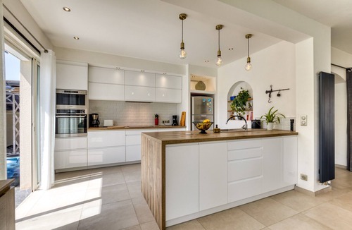 Frontignan Villa | Serene, Family-Friendly Villa du Soleil: Comfort Between Sea and Countryside