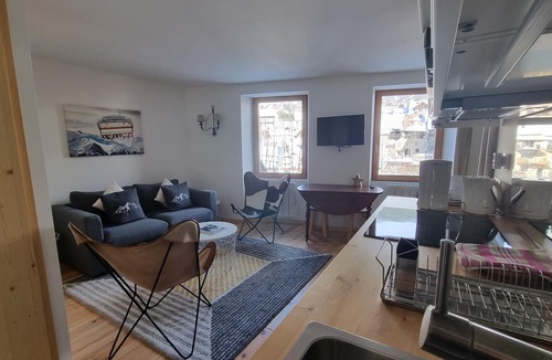 Chantemerle Ski Chalet | SERRE CHEVALIER-CHANTEMERLE, COMFORTABLE SMALL 2 PIECES AT THE FOOT OF TRACKS