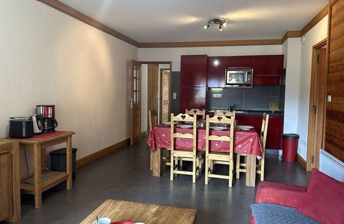 Montgenevre Apartment | Ski-In/Ski-Out Apartment, 6 Guests, Terrace & Private Ensuite