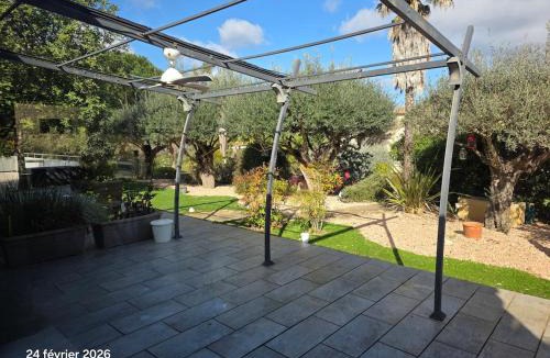 Bormes-Les-Mimosas Villa | Spacieuse villa au calme avec grande piscine