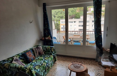 Ventabrun Apartment | Spacious 3-bedroom apartment, near sea/tramway/airport/station