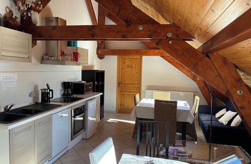 Le Glaizil Apartment | Spacious apartment in old farmhouse, 2 bedrooms, 2 shower rooms, sleeps 6