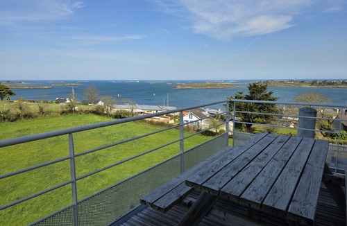 L'Aber Vrac'h Apartment | Spacious apartment with amazing sea views