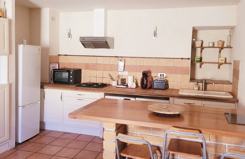 Chateauneuf-de-Gadagne House | Spacious And Bright House At The Door Of Avignon