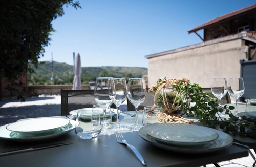 Saint-Vallier Apartment | Spacious vacation rental for 8 people with a spa, a courtyard, and breathtaking views of the Rhône River and the mountains.