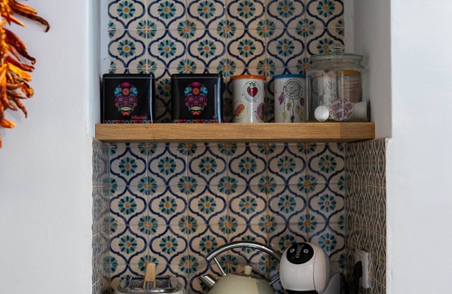 Goult House | Splendid house - In the heart of the village - sleeps 10