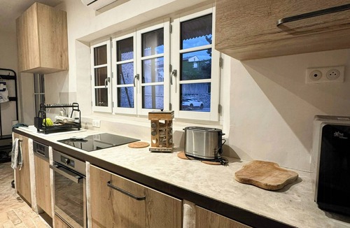 Tresques House | Stone villa with pool between Uzès and Avignon