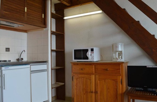 Saint-Pierre-la-Mer Apartment | Studio with mezzanine for 5, near the beach, pets allowed - Saint Pierre la Mer