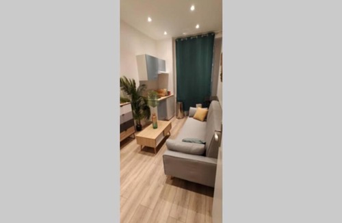 Vernier Apartment | Studette entièrement rénovée proche gare - Libération 2