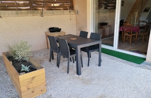 Ribaute-les-Tavernes Apartment | Studio Avec Terrasse et Piscine
