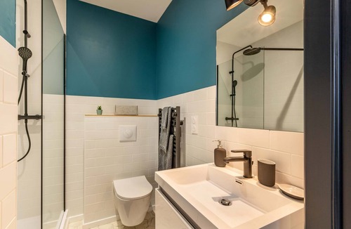 La Roche-sur-Yon Apartment | Studio B, in the city center, cozy and warm.