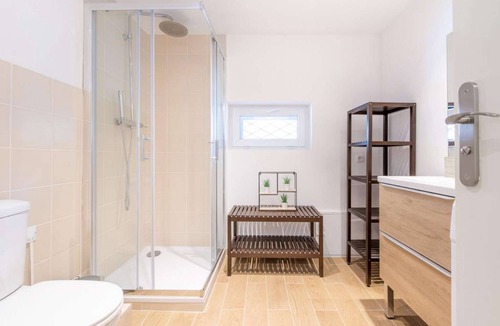 4th Arrondissement Apartment | Studio Blancarde 1