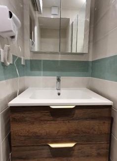 Villeneuve Loubet Beach Apartment | Studio confort, plages proche, wifi, 2 lits - FAME MARINA BAIE DES ANGES