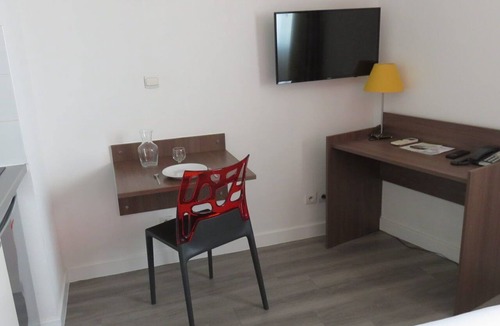 Saint-Jean Apartment | Studio Confortable + Kitchenette | Wi-Fi Gratuit