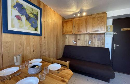 Montgenevre Apartment | Studio cosy à Montgenèvre - 4 pers. - Proche du centre, rangements, cuisine équipée - FR-1-330D-44